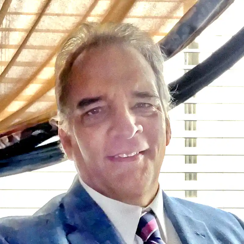 Robert Lozano